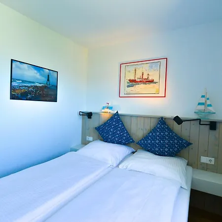 Strandhochhaus Sf08 *